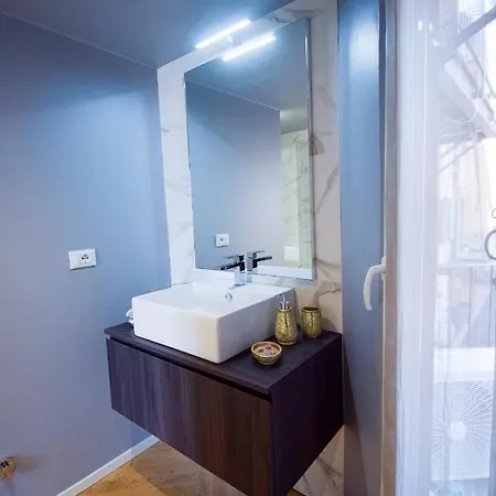 Sibilla - Via Piella 14 *